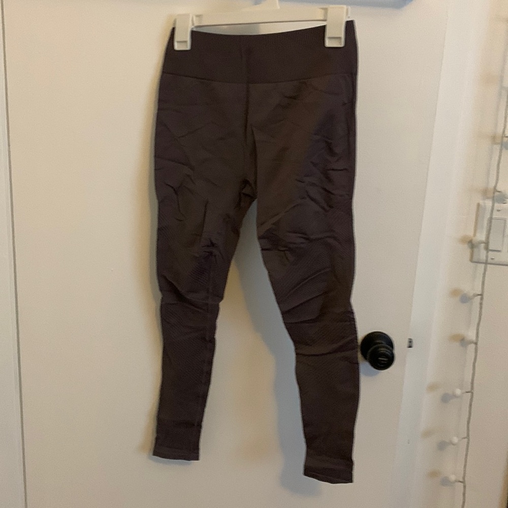 Fabletics purple leggings S